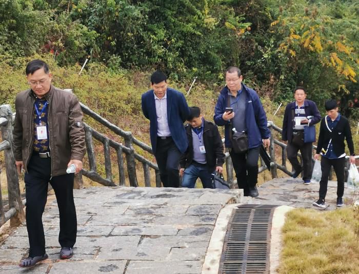 1575258837654513.jpg 1.检查组深入现场检测。苏小智摄700.jpg