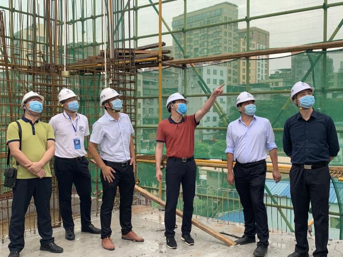 5.1调研现场。杨桂峰 摄700.jpg