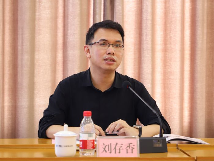 刘存香讲话。李立云 摄.jpg