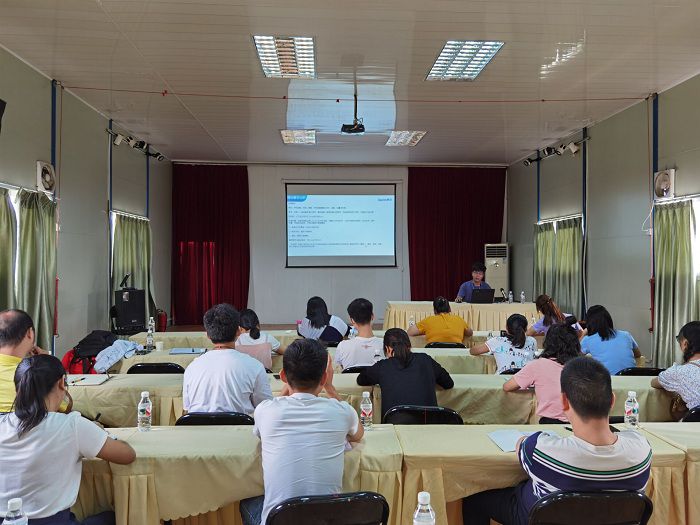 培训会现场。王莹摄.jpg