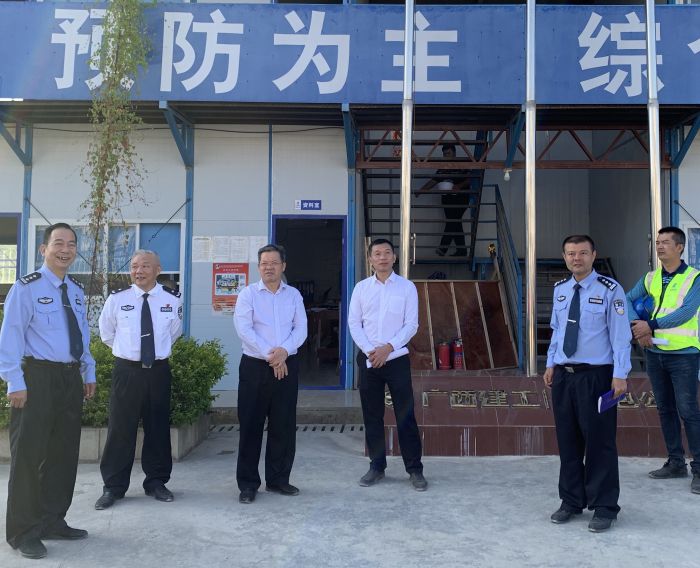 60调研现场。 王妤瑶 摄.jpg