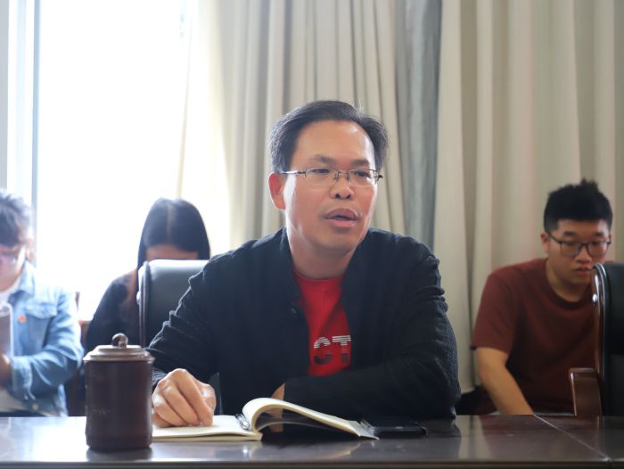 陈祖训作讲话。谭龙 摄.jpg