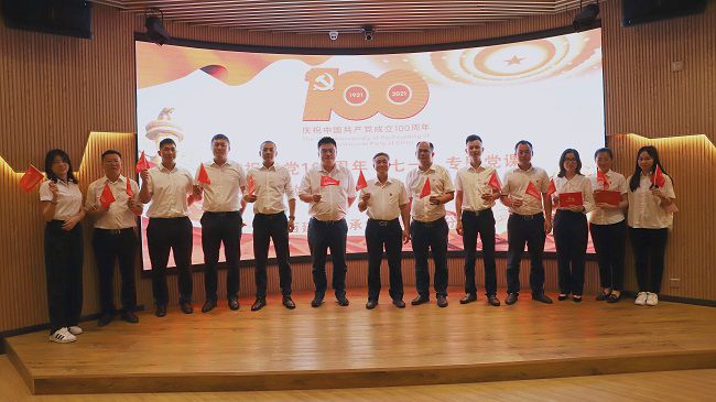 合影。卢勤 摄（修图）.jpg