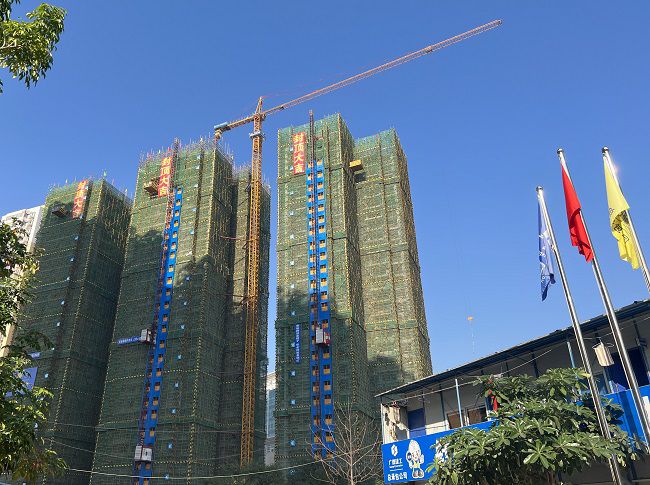 封顶主体现场。王家斌 摄（修图）.jpg