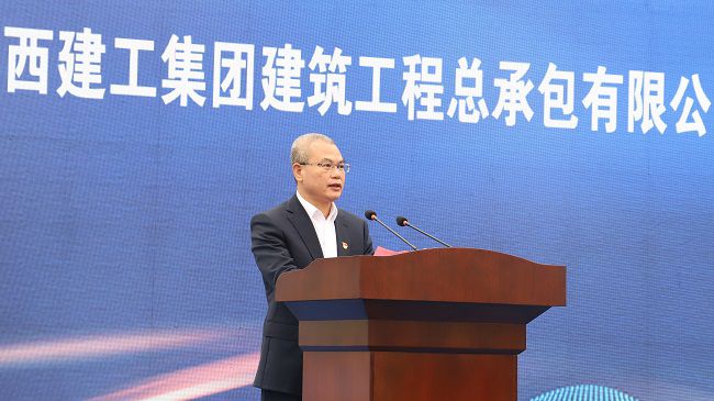 1672192492333496.jpg 邓少新致辞。杨钰 摄(修图).jpg