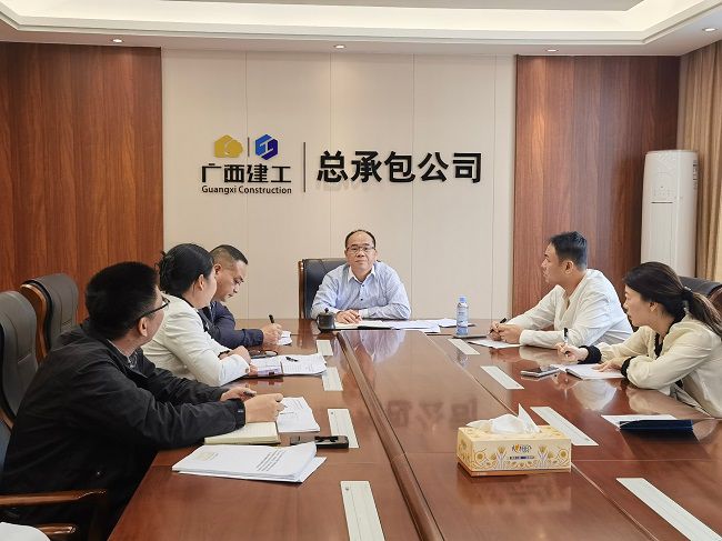 会议现场修图 周燕 摄.jpg